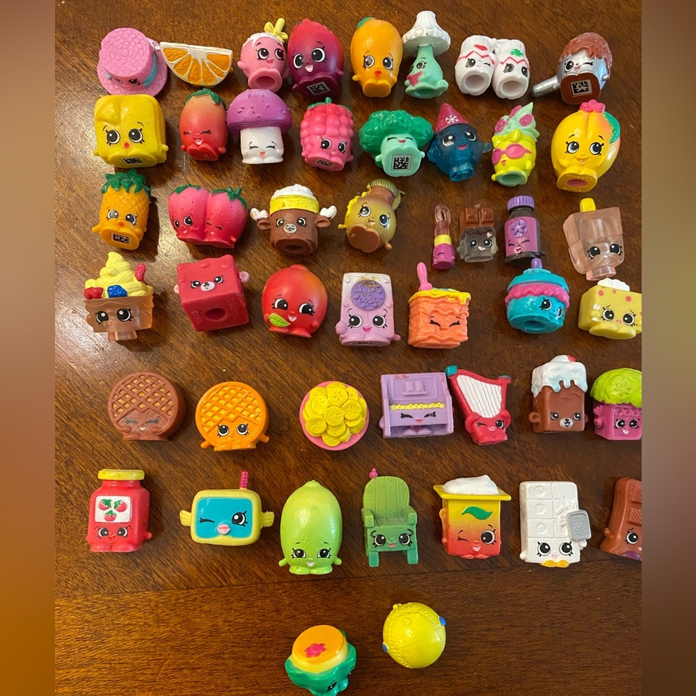 Shopkins Lot - Collection toys - Great Condition